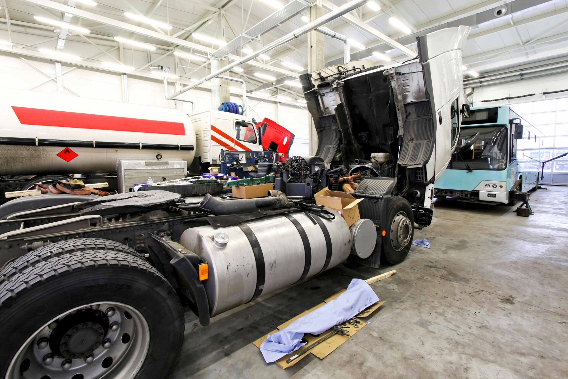 Associated Auto Body & Trucks, business photo 6